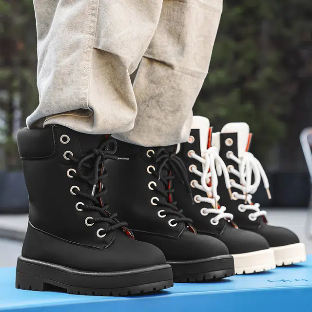 FCMM Martin Boots High Top