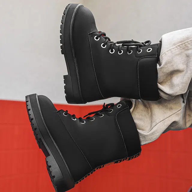 FCMM Martin Boots High Top