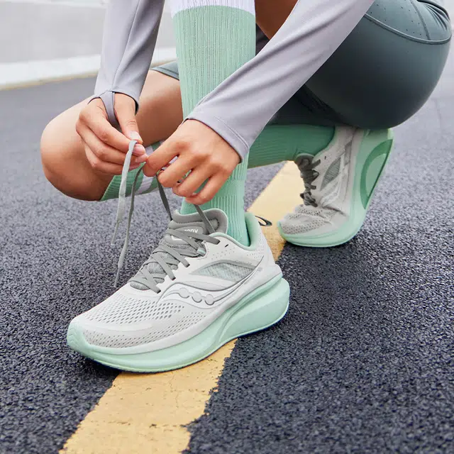 Saucony OMNI 22