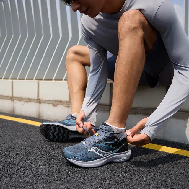 Saucony COHESION 17