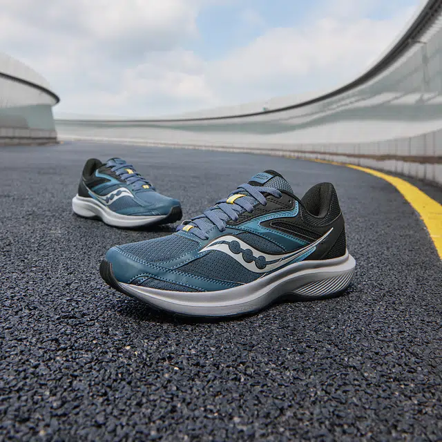 Saucony COHESION 17