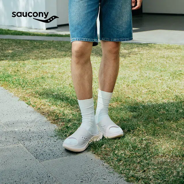 Saucony