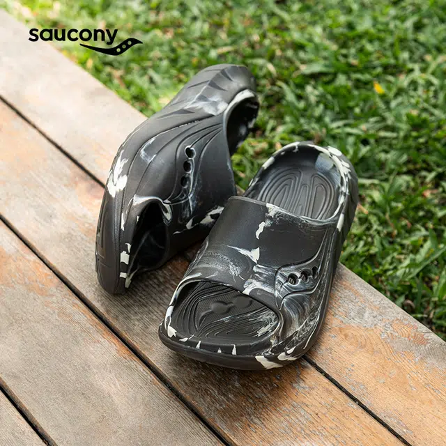 Saucony