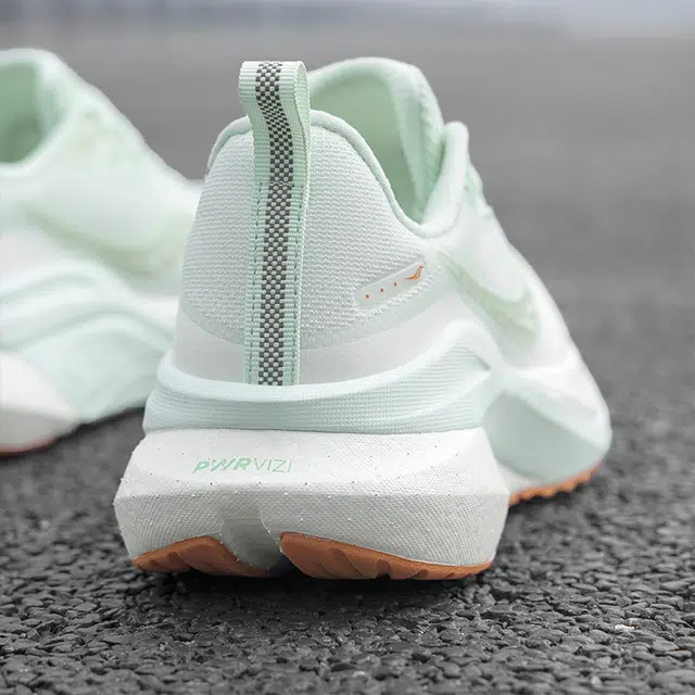 Saucony MARSHAL
