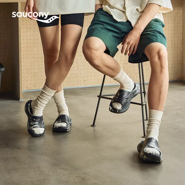 Saucony