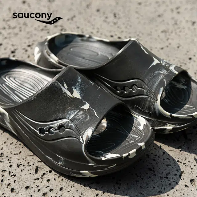 Saucony