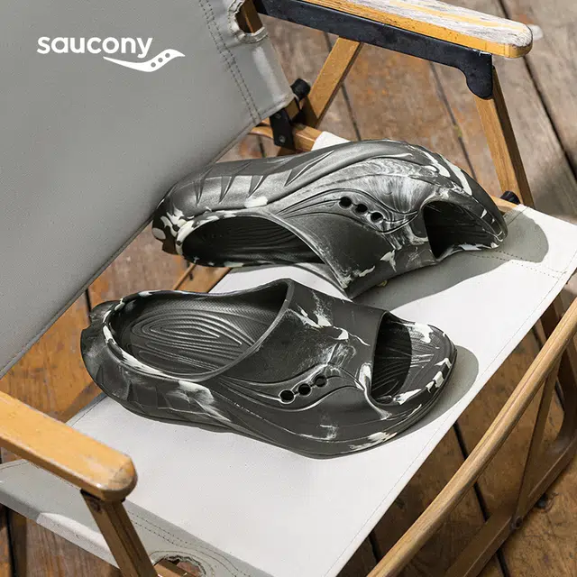 Saucony