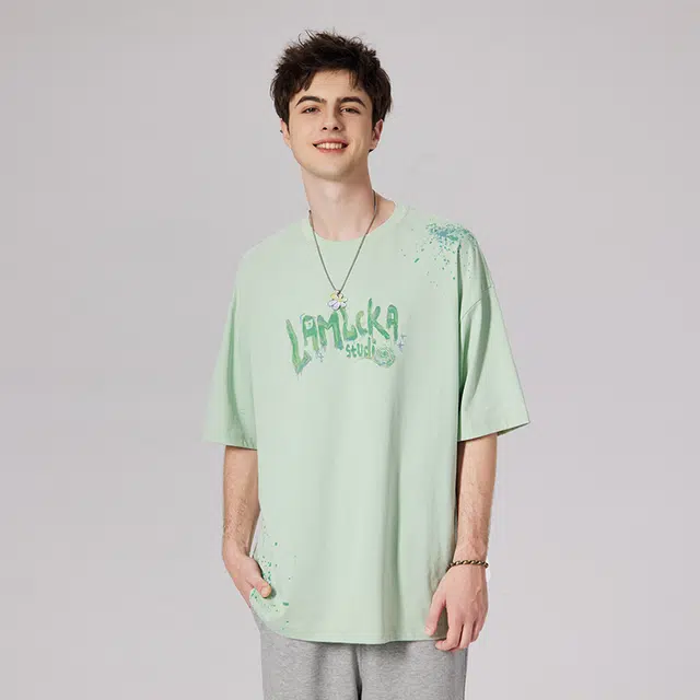 LAMLICKA T