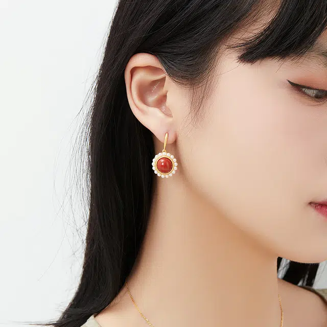 S925