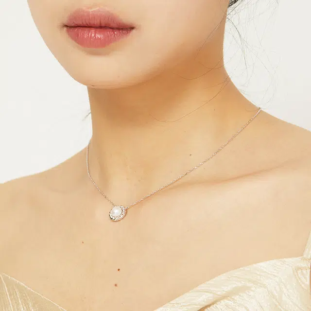 S925