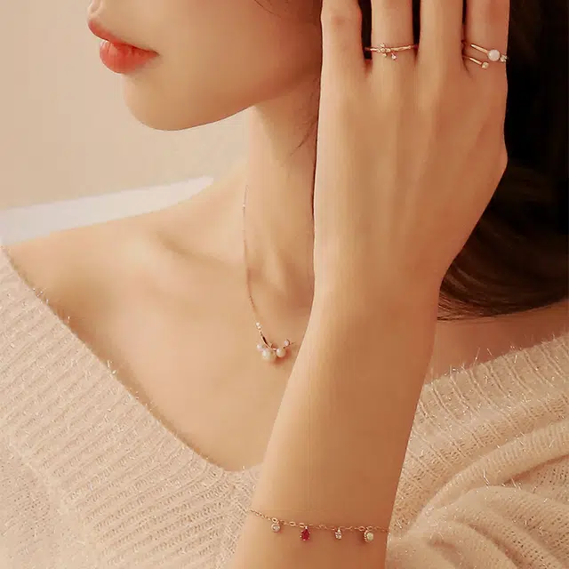 S925