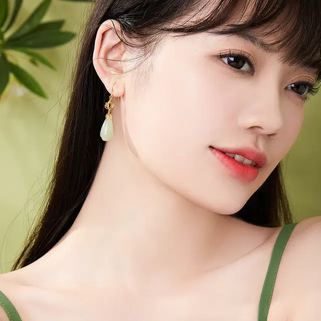 S925