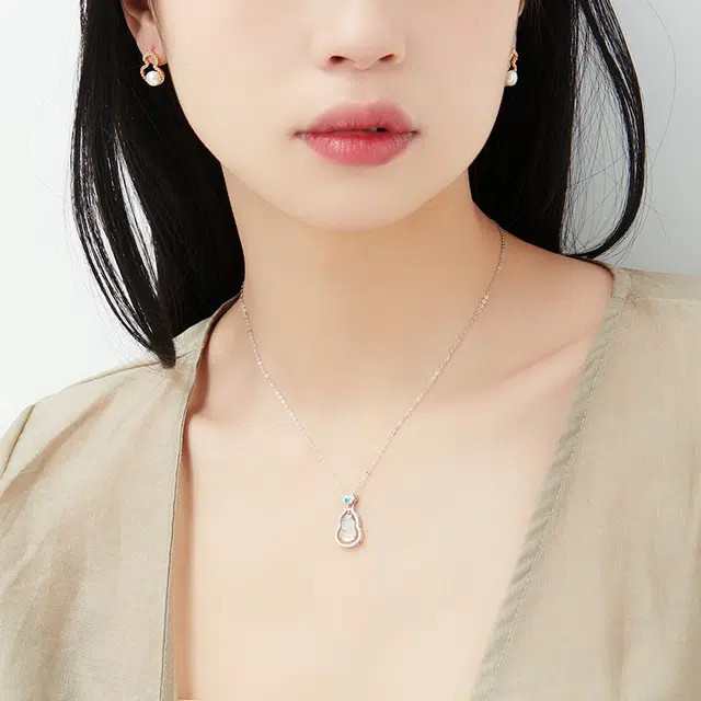 妈妈的礼物 如意福禄葫芦 双层葫芦闪耀锆石气质锁骨链 新中式美好祝福 玉髓 项链 女款
