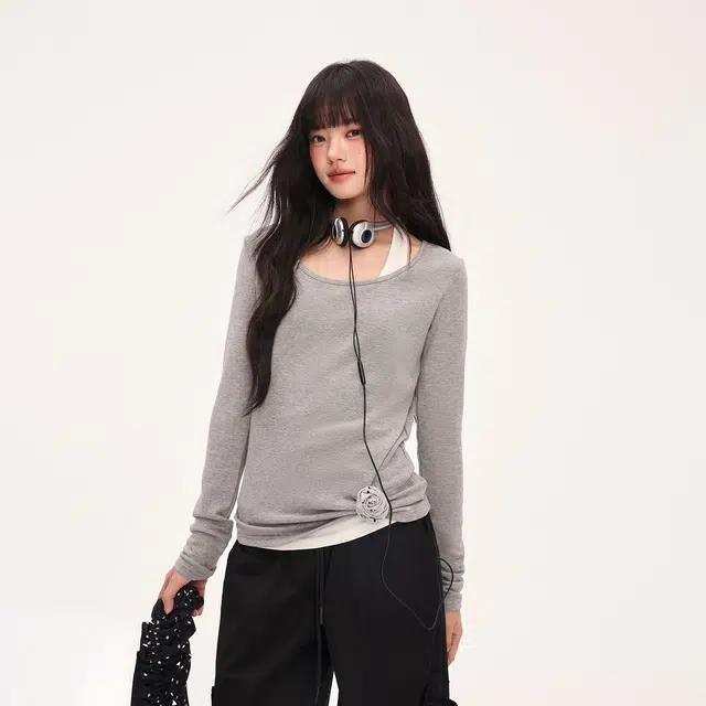 WEEKEND HUB T