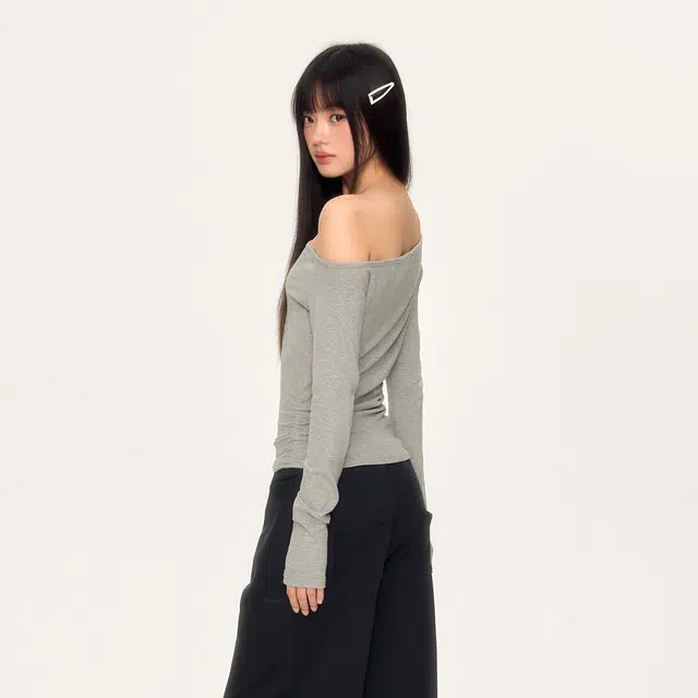 WEEKEND HUB T