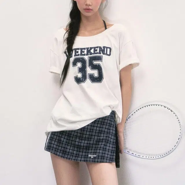 WEEKEND HUB T
