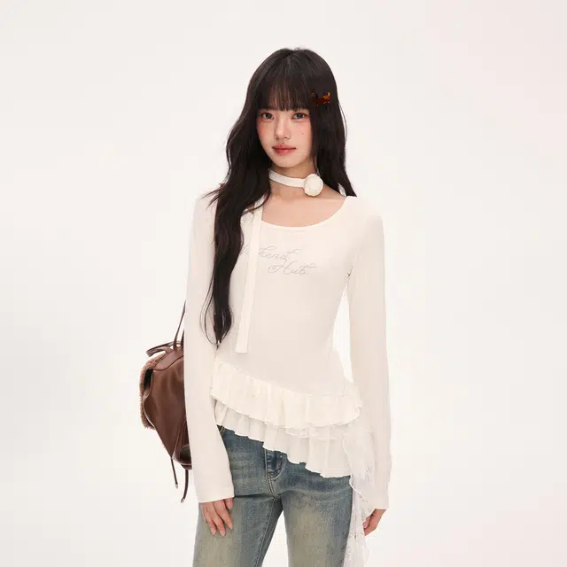 WEEKEND HUB T
