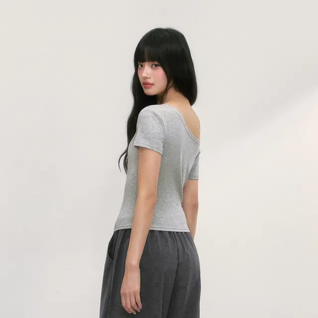 WEEKEND HUB T