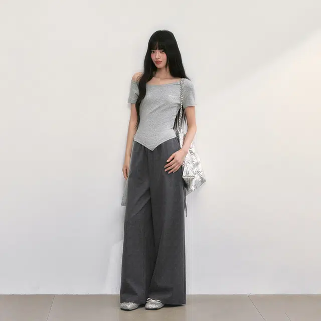 WEEKEND HUB T