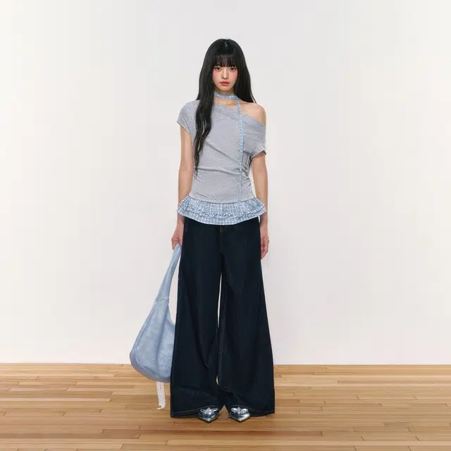 WEEKEND HUB T