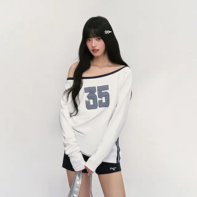 WEEKEND HUB T