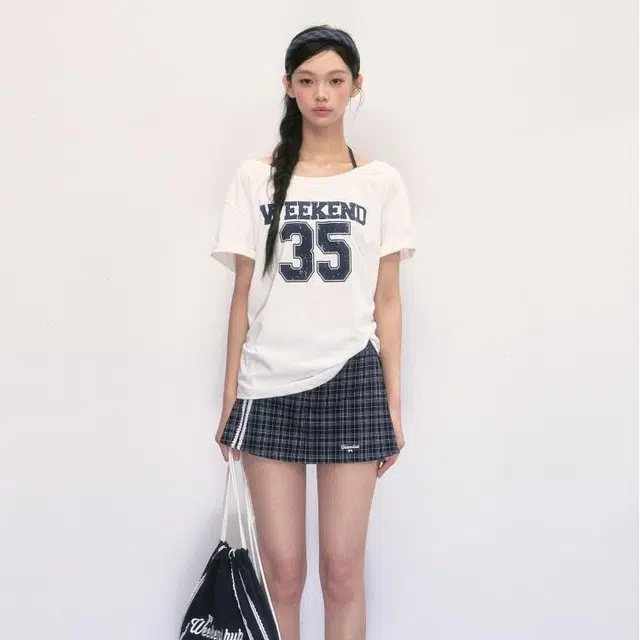 WEEKEND HUB T