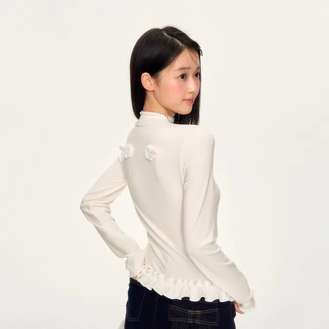 WEEKEND HUB T