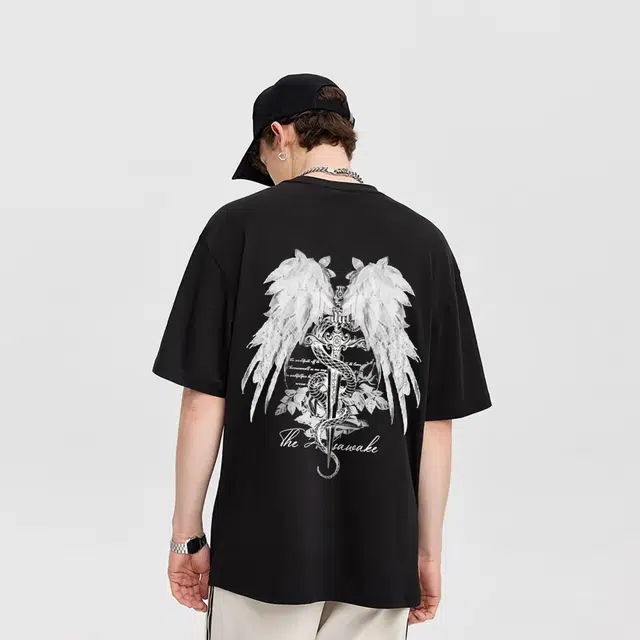 PUNCTILIOUS T