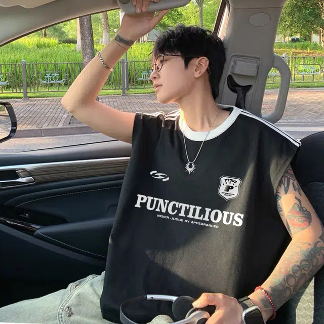 PUNCTILIOUS