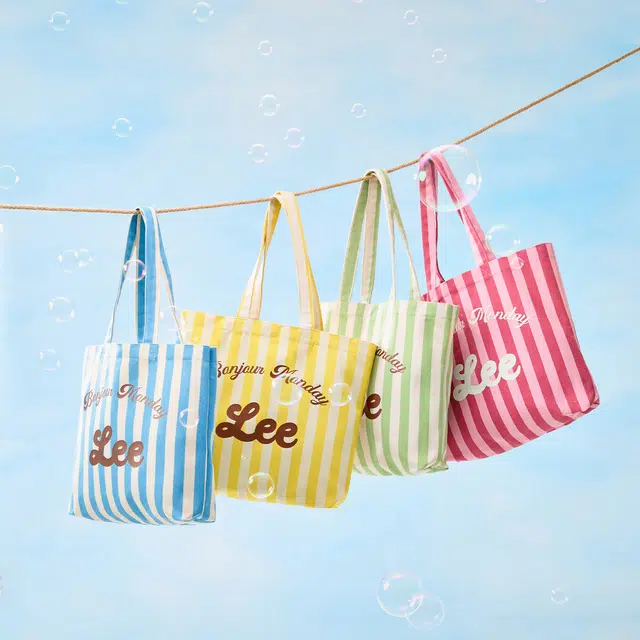Lee ins Tote