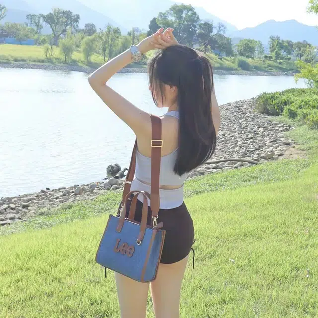 Lee