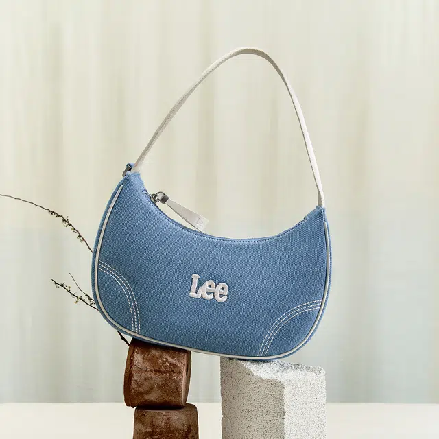 Lee