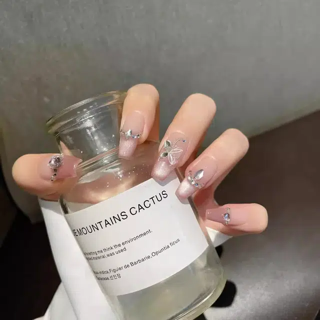 彩柚树 精品纯手工高级法式猫眼蝴蝶  穿戴甲 中梯粉色晕染 可爱