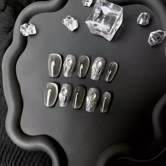 彩柚树 爆闪晶石猫眼光疗  穿戴甲 短梯黑色晕染 可爱