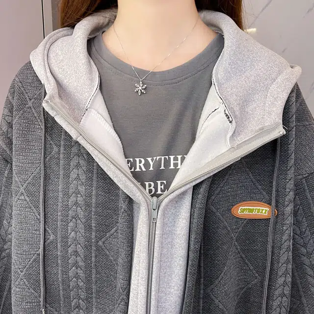 玉儿恋 纯色连帽假两件宽松夹克外套 女款