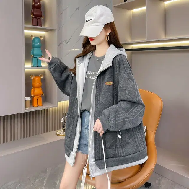 玉儿恋 纯色连帽假两件宽松夹克外套 女款