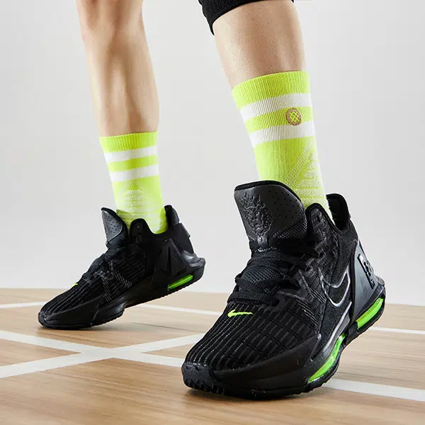 Stance 1