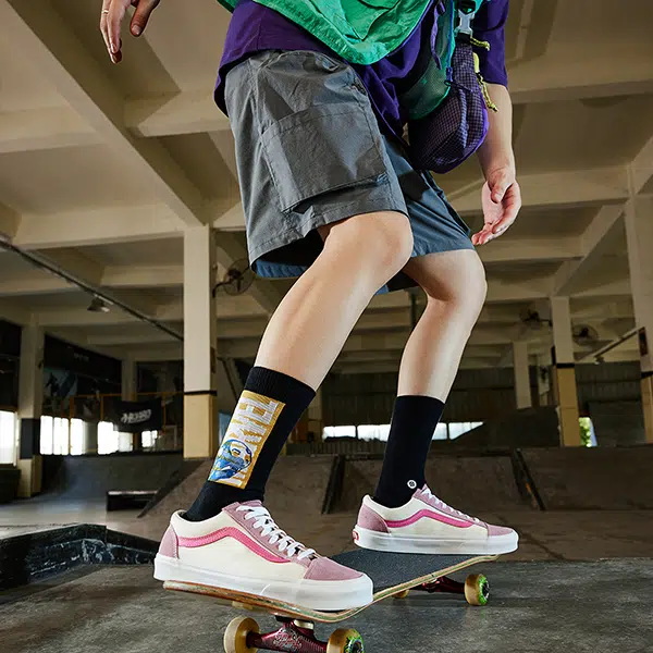 Stance x MARVEL LOGO 1