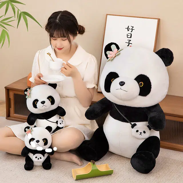 爱冰清 大熊猫花花 玩偶 毛绒公仔