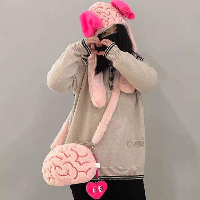 爱冰清 出门记得带脑子 恋爱脑 可爱单肩包 手提包围巾帽子 玩偶周边