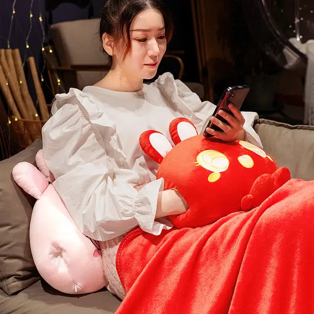 爱冰清 萌兔 多功能暖手 布娃娃含毯子 小白兔三合一抱枕毯 玩偶 毛绒公仔