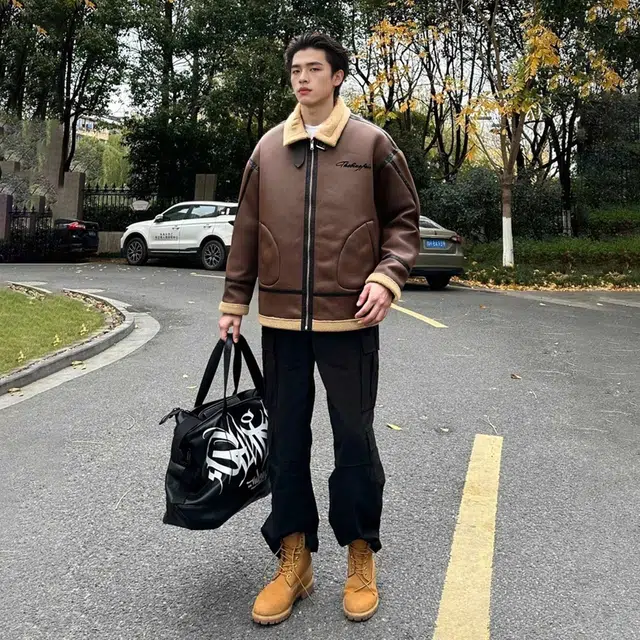 冰飞 韩系加厚加绒美式机车服高街学院风设计感撞色宽松潮牌无性别户外休闲百搭保暖纯色翻领棉服 男女同款