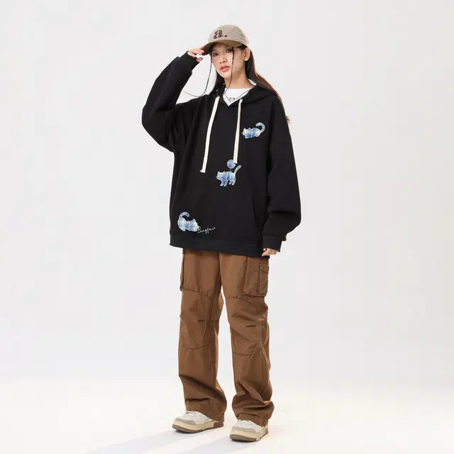 冰飞 美式高街复古个性潮流学院风简约创意猫咪艺术品牌字母日常百搭时尚通勤亲肤舒适落肩长袖加绒加厚套头连帽卫衣 男女同款