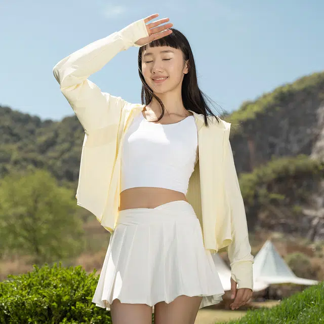 犸凯奴 防紫外线遮阳大帽檐短款纯色简约舒适百搭外套 防晒服 女款