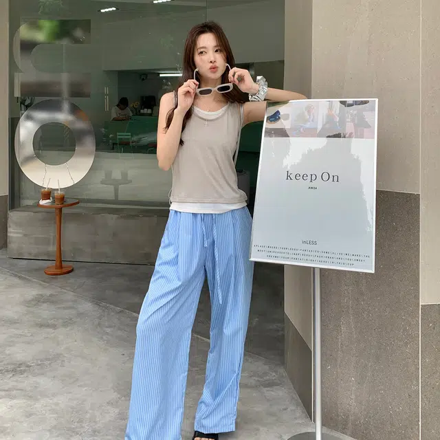 犸凯奴 薄款天丝设计感圆领柔软亲肤遮副乳假两件外穿上衣无袖背心 女款