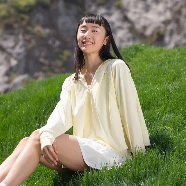 犸凯奴 防紫外线遮阳大帽檐短款纯色简约舒适百搭外套 防晒服 女款