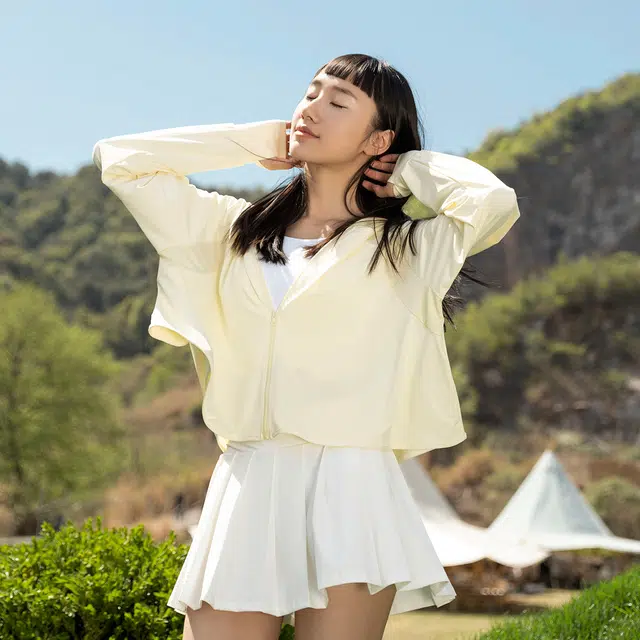 犸凯奴 防紫外线遮阳大帽檐短款纯色简约舒适百搭外套 防晒服 女款