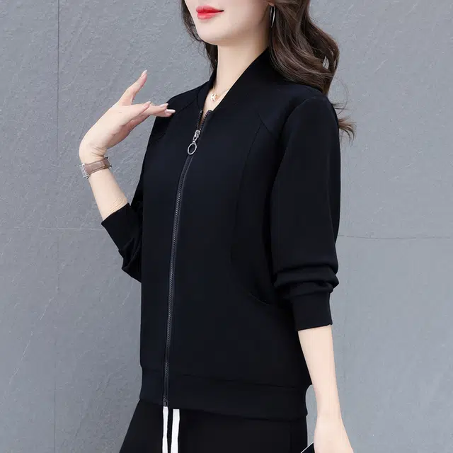 缪斯的诱惑 时尚潮流高品质优雅轻盈舒适柔软简约百搭轻便宽松通勤显瘦针织外套开衫上衣纯色长袖中年妈妈装减龄休闲运动风棒球领夹克  女款