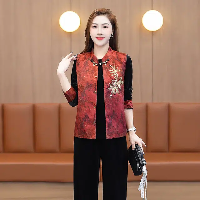 缪斯的诱惑 新中式国风复古唐装高质感丝绒提花单盘扣民族风刺绣东方古典立领马甲汉服长袖上衣高腰阔腿裤三件套优雅气质时尚休闲套装 女款