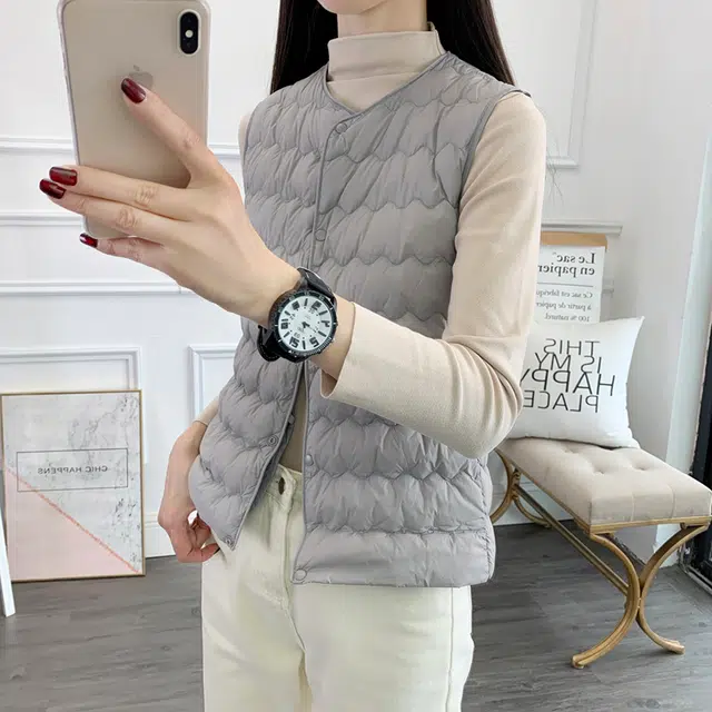 缪斯的诱惑 美式潮流高街纯色基础款圆领简约时尚休闲通勤百搭舒适单排扣户外内搭打底马甲 女款